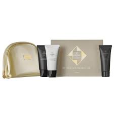 HADAT Hydro Nourishing maitinamasis ir drėkinamasis plaukų rinkinys